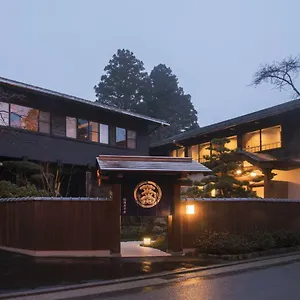 Matsuzakaya Honten 4*, Hakone Japón